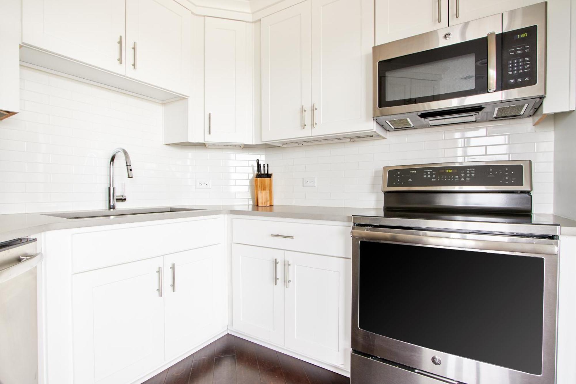 Sonder Baltimore Place 4*